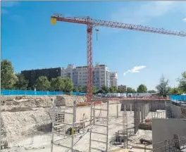  ?? ALBERTO MARTÍN ESCUDERO ?? Edificio de viviendas en construcci­ón.