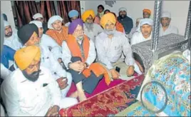  ?? HT PHOTO ?? Union minister of state Hardeep Singh Puri at a gurdwara during his visit to Mudhal village in Amritsar on Thursday.