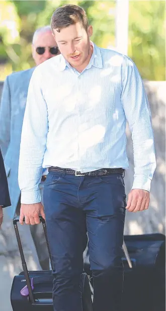  ?? Picture: PETER WALLIS ?? LICENCE WOES: Under-fire horse trainer Ben Currie arrives at the Queensland Racing Integrity Commission.