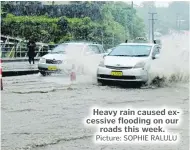  ?? Picture: SOPHIE RALULU ?? Heavy rain caused excessive flooding on our roads this week.