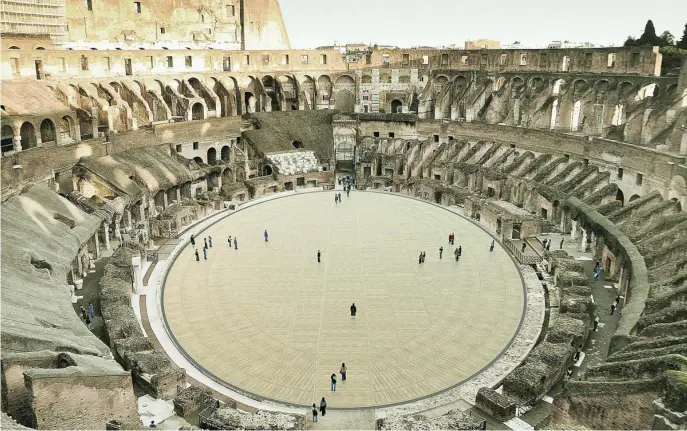  ?? EFE/MINISTERIO DE CULTURA ITALIANO ?? El Gobierno italiano ha decidido cubrir la arena del Coliseo con un gran suelo de madera valorado en 15 millones de euros y que estará operativo en 2023