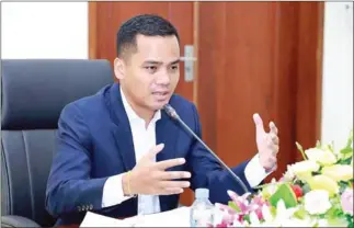  ?? FACEBOOK ?? Ministry of Education, Youth and Sport secretary of state Sar Sokha requested that authoritie­s intervene to stop rumours linking him to illegal online gambling operations.
