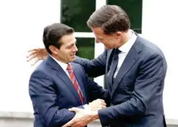  ??  ?? VISITA OFICIAL. El presidente Peña Nieto se reunió en La Haya con Mark Rutte, primer ministro holandés.