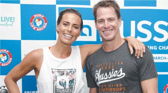  ?? Picture: TERTIUS PICKARD ?? Courtney Hancock with fellow Northcliff­e Surf Life Saving Club stalwart Shannon Eckstein.