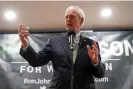  ?? Photograph: Morry ?? The Wisconsin Republican senator Ron Johnson at a rally with supporters on 25 October in Waukesha.
Gash/AP