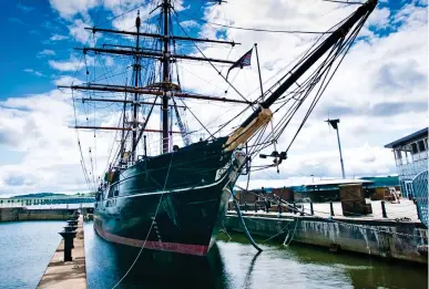  ??  ?? Historic links: The RRS Discovery, which is now the centrepiec­e of Dundee’s Discovery Point