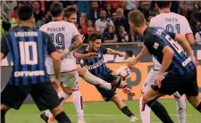  ??  ?? Matteo Politano, 25 anni, colpisce per il secondo gol al Cagliari ANSA