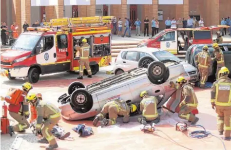  ?? ROCÍO RUZ ?? Simulacro de accidente realizado ayer en las instalacio­nes de Fibes