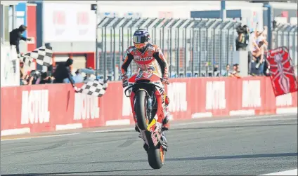  ?? FOTO: EFE ?? Marc Márquez fue el autor de la victoria 500. El motociclis­mo español entró en Phillip island a tres triunfos de redondear los 600