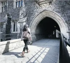  ?? PETER J. THOMPSON / NATIONAL POST FILES ?? Chinese students make up nearly two-thirds of the internatio­nal student body at the University of Toronto.