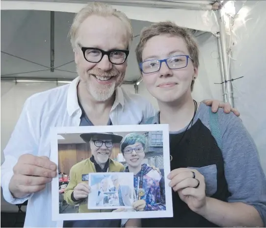  ?? TODD FAMILY ?? Zeph with role model Adam Savage and his ever evolving metaphoto in 2017. It was his first trip to Maker Faire after coming out, and the image went viral on Reddit, though not everyone has been so accepting.