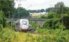  ?? Foto: Marcus Merk (Archivbild) ?? Die künftige Bahntrasse zwischen Augsburg und Ulm bleibt auch in Horgau in der Diskussion.