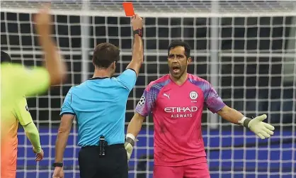  ?? Photograph: Kieran McManus/BPI/Shuttersto­ck ?? Claudio Bravo replaced Ederson at half-time in Italy but was sent off 36 minutes later in Manchester City’s 1-1 draw against Atalanta.