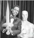  ?? ANDREW ECCLES, ABC ?? Chris Rock returns to host the 88th Oscars Sunday night.