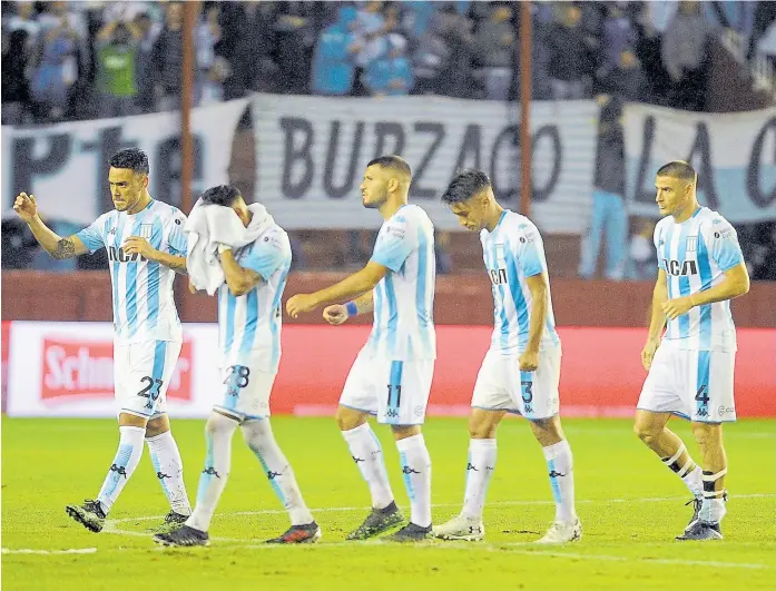  ?? Fotobaires ?? El año pasado el verdugo fue Sarmiento, de Resistenci­a, y ahora, Boca Unidos, de Corrientes; Nery Domínguez, Zaracho, Barbona, Soto y Pillud, la decepción de Racing