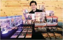  ??  ?? (left) Teoh showing the new Magic The Gathering – Aether Revolt products.
(right) Baral, Chief of Compliance … a new mysterious character to the game.