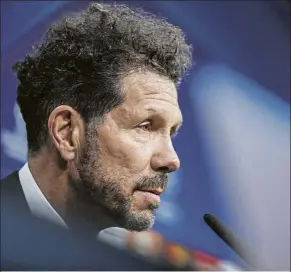  ?? FOTO: EFE ?? Diego Simeone, en la rueda de prensa previa del partido ante el Dortmund