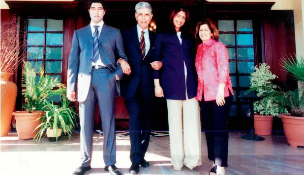  ?? Supplied photos ?? Shyam Bhatia with his wife, daughter and son. The septuagena­rian landed in Dubai on August 7, 1965, by ship and has never looked back. —