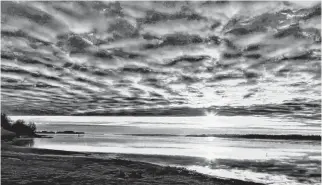  ?? TIM GALLANT ?? A ‘mackerel sky’ typically indicates unsettled weather is ahead.