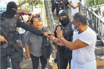  ?? ?? Esperan libertad. Los nueve acusados deberían recuperar su libertad en las próximas horas.