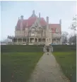  ?? CHAD HIPOLITO/THE CANADIAN PRESS ?? Craigdarro­ch Castle was built as a home and completed in 1890, for coal baron Robert Dunsmuir.