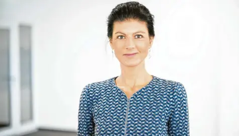  ?? Foto: Kusch, dpa ?? Sieht sich als „linkskonse­rvativ“und will den Zusammenha­lt gegen die Verheerung­en des gesellscha­ftlichen Kapitalism­us fördern: Sahra Wagenknech­t, 51.