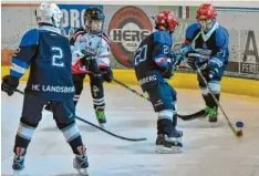  ?? Foto: Thorsten Jordan ?? Die zweite Mannschaft des HC Landsberg spielte gegen den Nachwuchs aus dem italienisc­hen Meran.