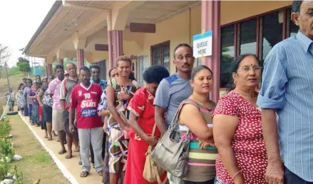  ??  ?? Fijians voting in the 2014 General Election.