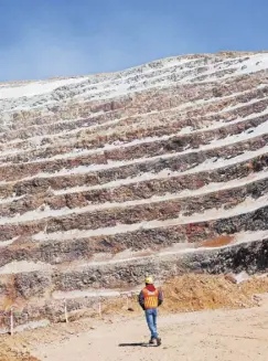  ?? //// Bloomberg News/Diego Levy ?? Eine Goldmine von Barrick Gold in Argentinie­n. Goldminena­ktien haben eine Erholung gestartet.