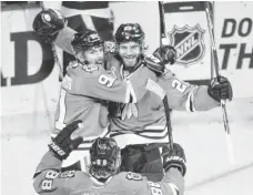  ?? DAVID BANKS, USA TODAY SPORTS ?? The Blackhawks’ Brandon Saad (20) celebrates his goal.