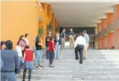  ?? Cortesía Municipio Jesús María. ?? Empleados y funcionari­os del Ayuntamien­to de Jesús María fueron evacuados al simularse una emergencia por sismo.