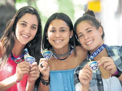  ?? GERMAN GARCIA ADRASTI ?? Te para tres. Donati, Gorzelany, la capitana Von der Heyde y sus medallas de oro.