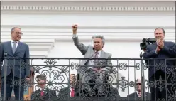  ??  ?? CANCILLER. Jorge Faurie anunciando la suspensión de Venezuela en el Mercosur. Lenin Moreno (izquierda), presidente de Ecuador, es la contracara del caso venezolano.