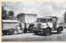  ?? PHOTO: CONTRIBUTE­D/ PETER MOORE COLLECTION ?? IMAGES OF WAR: Troops with equipment at Milne Bay, Papua New Guinea, during the Second World War.