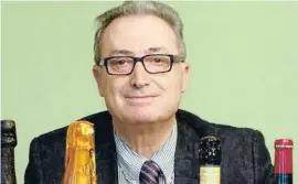  ?? CARLES CASTRO ?? Joan Juvé Presidente de Juvé &amp; Camps La cuarta empresa del cava, con unos 24 millones de facturació­n, es la primera en el segmento de Gran Reserva. La firma abrió en el 2018 una nueva etapa con la entrada del grupo inversor de la familia Grifols, comprando acciones de una rama familiar. Juvé, con su hija Meritxell como consejera delegada, está ahora en proceso de crecer comprando bodegas fuera del Penedès.