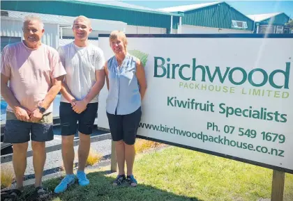  ?? ?? Birchwood Packhouse director Hugh Morison and general manager Karen Roche with scholarshi­p recipient James Evans before he heads off to Victoria University.