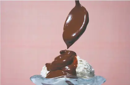  ?? SCOTT SUCHMAN/ THE WASHINGTON POST ?? In this syrup, Dutch-process cocoa powder and unsweetene­d chocolate blend to create a bitterswee­t flavour.