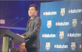  ?? FOTO: MANEL MONTILLA ?? Hiroshi Mikitani durante el acto de presentaci­ón del acuerdo con el Barça