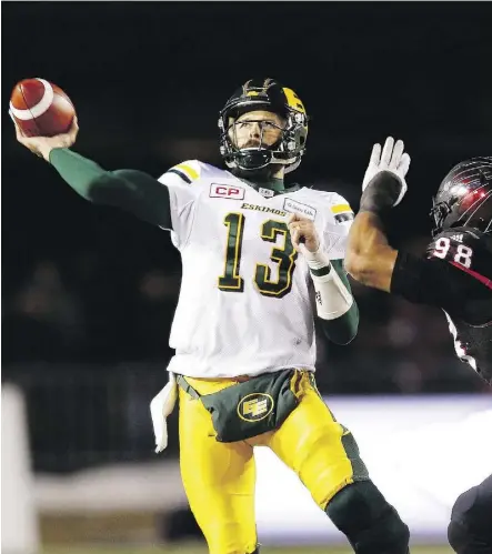  ?? THE CANADIAN PRESS ?? Eskimos quarterbac­k Mike Reilly has earned the CFL’s Most Outstandin­g Player Award to go with Oilers star McDavid’s Hart Trophy — a first since Wayne Gretzky and Warren Moon did it in 1983. Connor