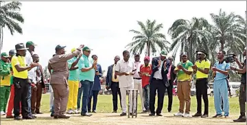  ??  ?? Edo State Deputy Governor, Philip Shaibu ( middle) commission­ed the Turf Wicket at Edo Boys High School… last year