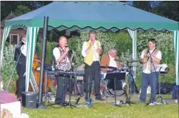  ??  ?? The Culrose Five are to perform in aid of the Pilgrims Hospice at Godinton House