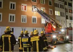  ?? Foto: Christoph Bruder ?? In einem Patientenz­immer des Josefinums brach am Freitagabe­nd ein Feuer aus. Eine junge Frau wurde verletzt.