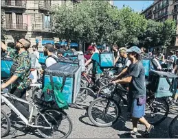  ?? XAVIER GÓMEZ ?? Una protesta de repartidor­es de Deliveroo en octubre pasado