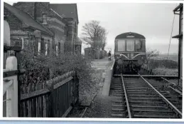  ??  ?? An unidentifi­ed DMU is seen at Theddletho­rpe station in the mid-1950s, with a service to Louth. This section of the Mablethorp­e Loop closed in late 1960.