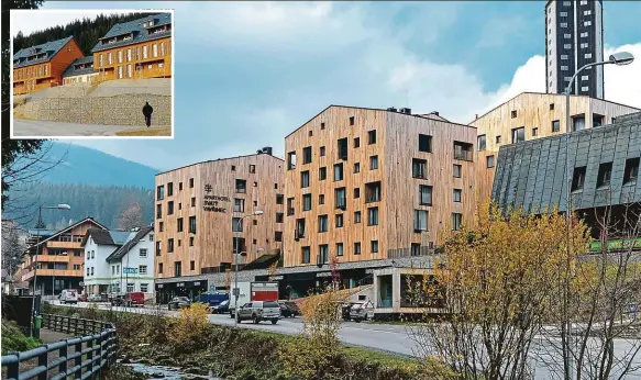  ?? Foto: ČTK, Tomáš Plecháč ?? Stavitelsk­ý boom Nový komplex Svatý Vavřinec v Peci, na menším snímku apartmánov­é městečko na Horních Mísečkách.