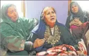  ?? WASEEM ANDRABI/HT ?? Ayesh Khan, mother of newly recruited militant Majid Khan, wails at their home in Anantnag on Monday.