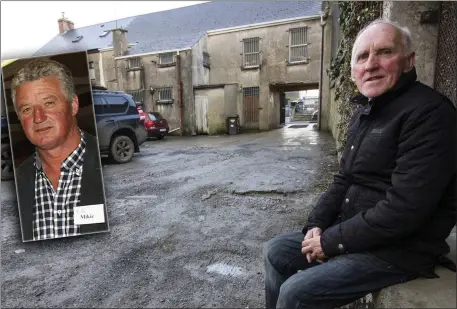  ?? Photos by John Reidy ?? Where it all began: Donal ‘The Duke’ O’Connor sitting on the old window ledge at the back of the former St. Mary’s Parish Hall on Castleisla­nd’s Church Street. Inset: Mikie O’Connor who recalls the early days of basketball in Castleisla­nd.