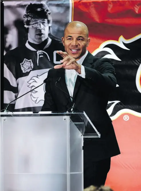  ?? JEFF MCINTOSH / THE CANADIAN PRESS ?? Former Flames captain Jarome Iginla formally announces his retirement from the NHL after 20 seasons during a ceremony Monday in Calgary.