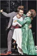  ??  ?? „Pagliacci“und „Cavalleria rusticana“in Amsterdam: Unter Lorenzo Viotti singen Anita Rachvelish­vili (o. mit Brian Jadge), Ailyn Perez und Brandon Jovanovich.