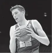  ?? Young Kwak Associated Press ?? TJ LEAF led UCLA in scoring, averaging 16.3 points a game for the 31-5 Bruins.